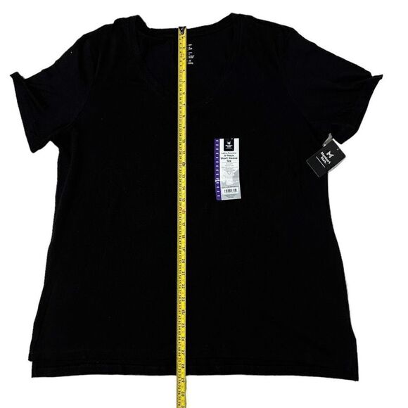 Member's Mark Women’s Short Sleeve V-Neck Tee - Picture 5 of 8
